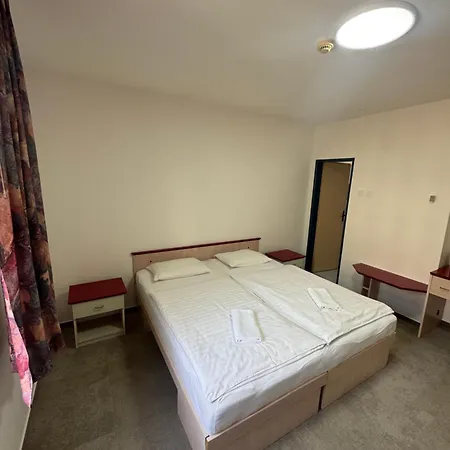 Reduta - Economy Ostello Lučenec